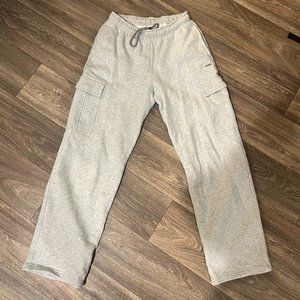 Aritzia TNA Cozy Fleece Mega Cargo Sweatpant